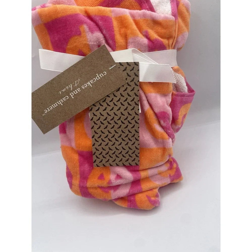 Cupcakes & Cashmere Pink Orange Colorblock Pumpkin Halloween Hand‎ Towels New